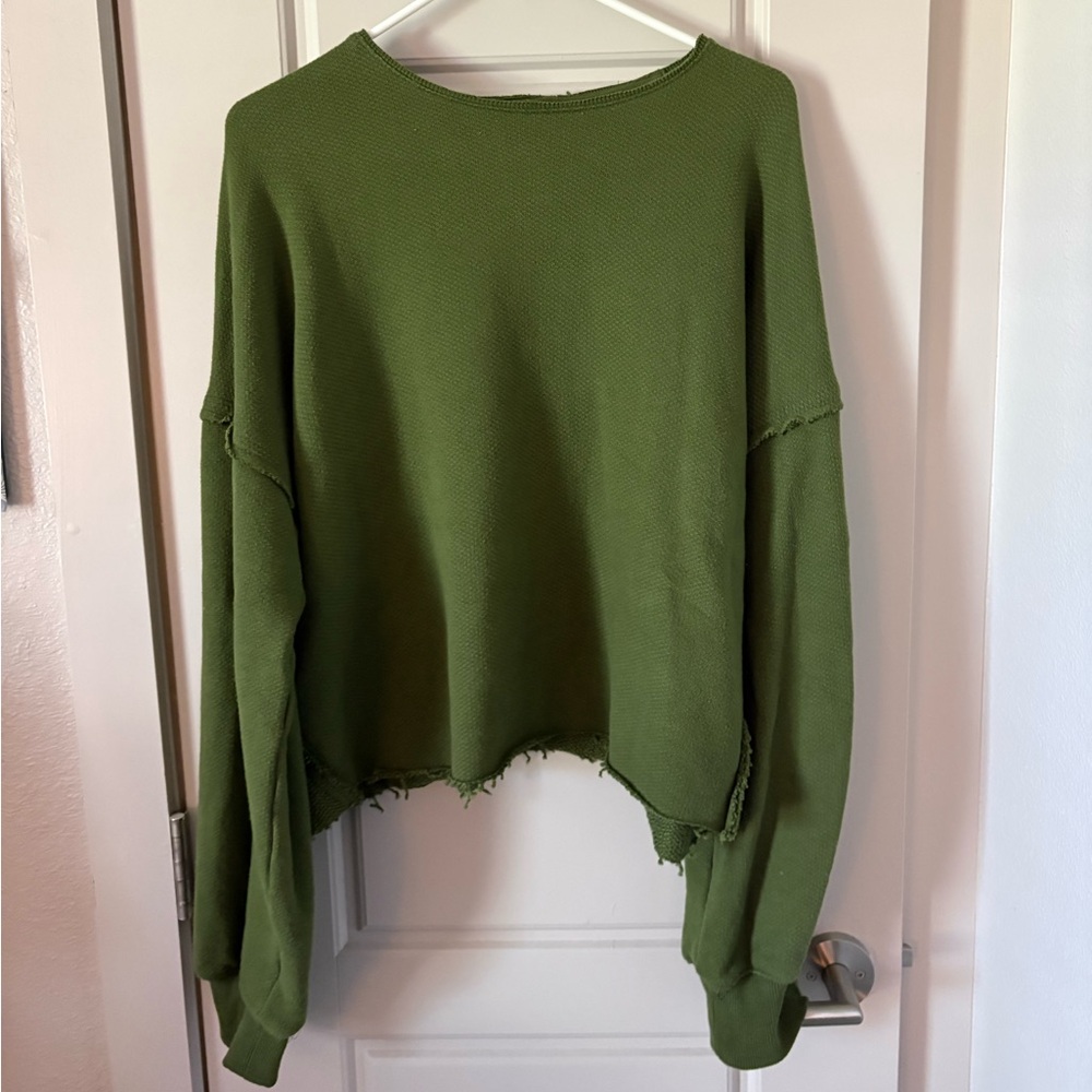 Green fp pullover